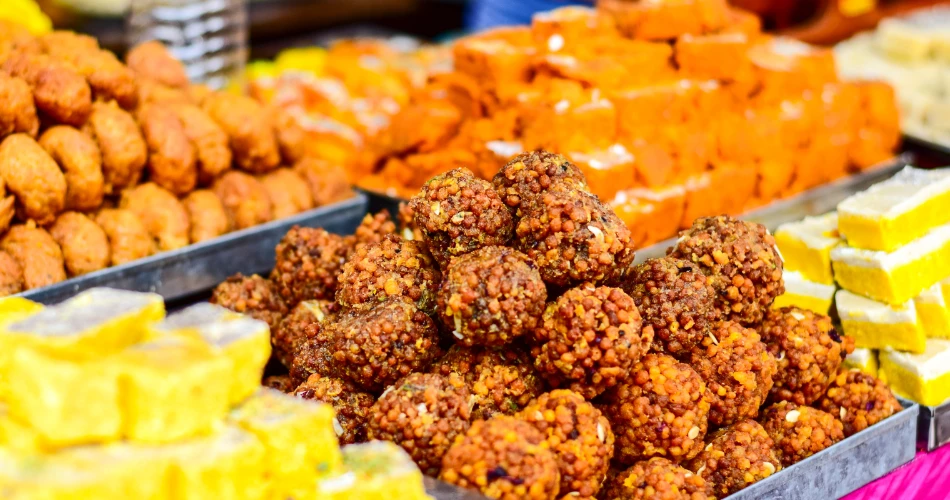Makanan Jalanan di Mumbai Selain Vada Pav dan Pav Bhaji