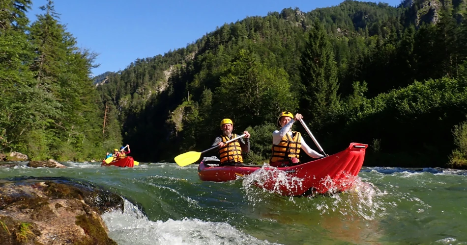 Lugares para hacer kayak cerca de Mumbai para una aventura acuática