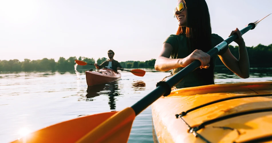 Lugares para hacer kayak cerca de Mumbai para una aventura acuática